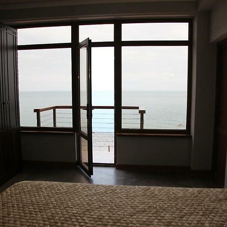 Leon Beach Hotel New Athos Buitenkant foto