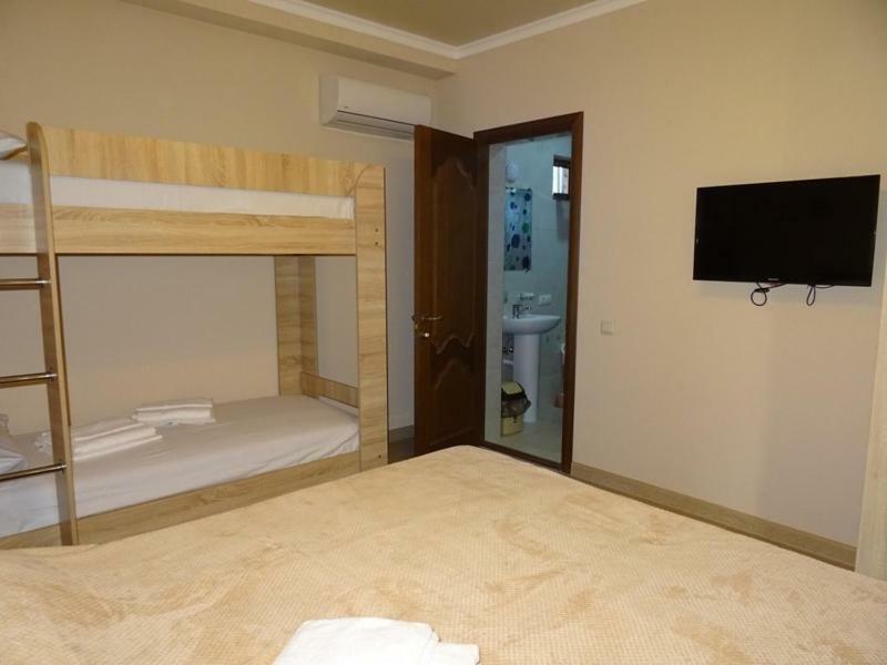 Leon Beach Hotel New Athos Buitenkant foto